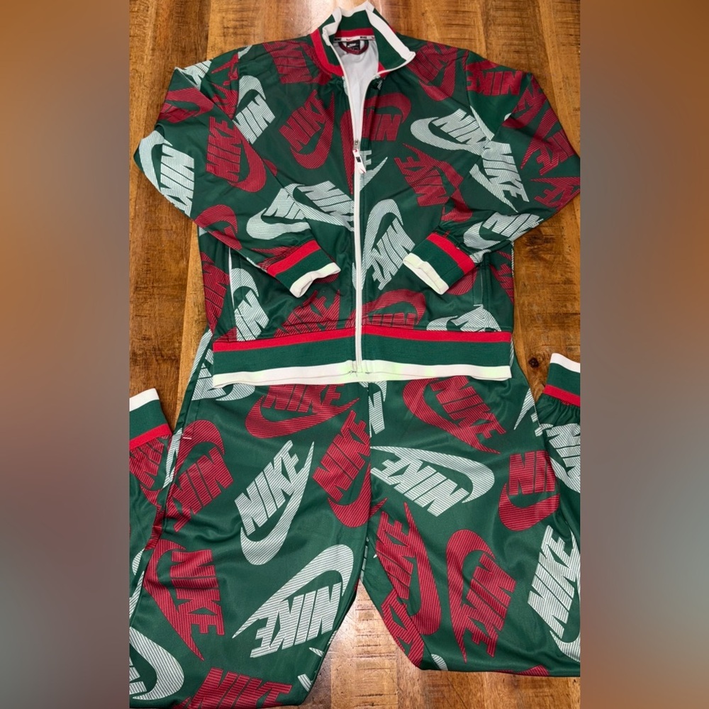 Nike Full Zip Green/Red/White Nike All Over Print Casual Track Suit Men's LG